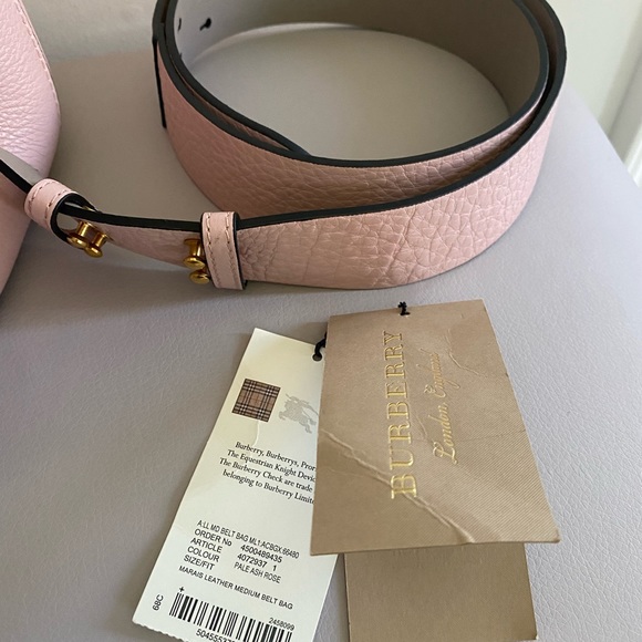 Authentic Burberry “belt bag” - Picture 10 of 16